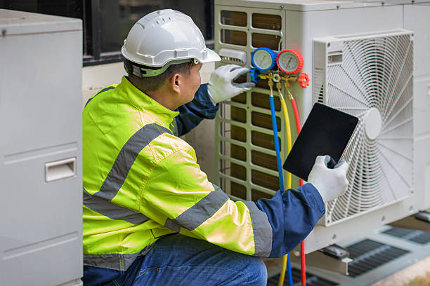 Professional Hvac technician working in Evans, GA